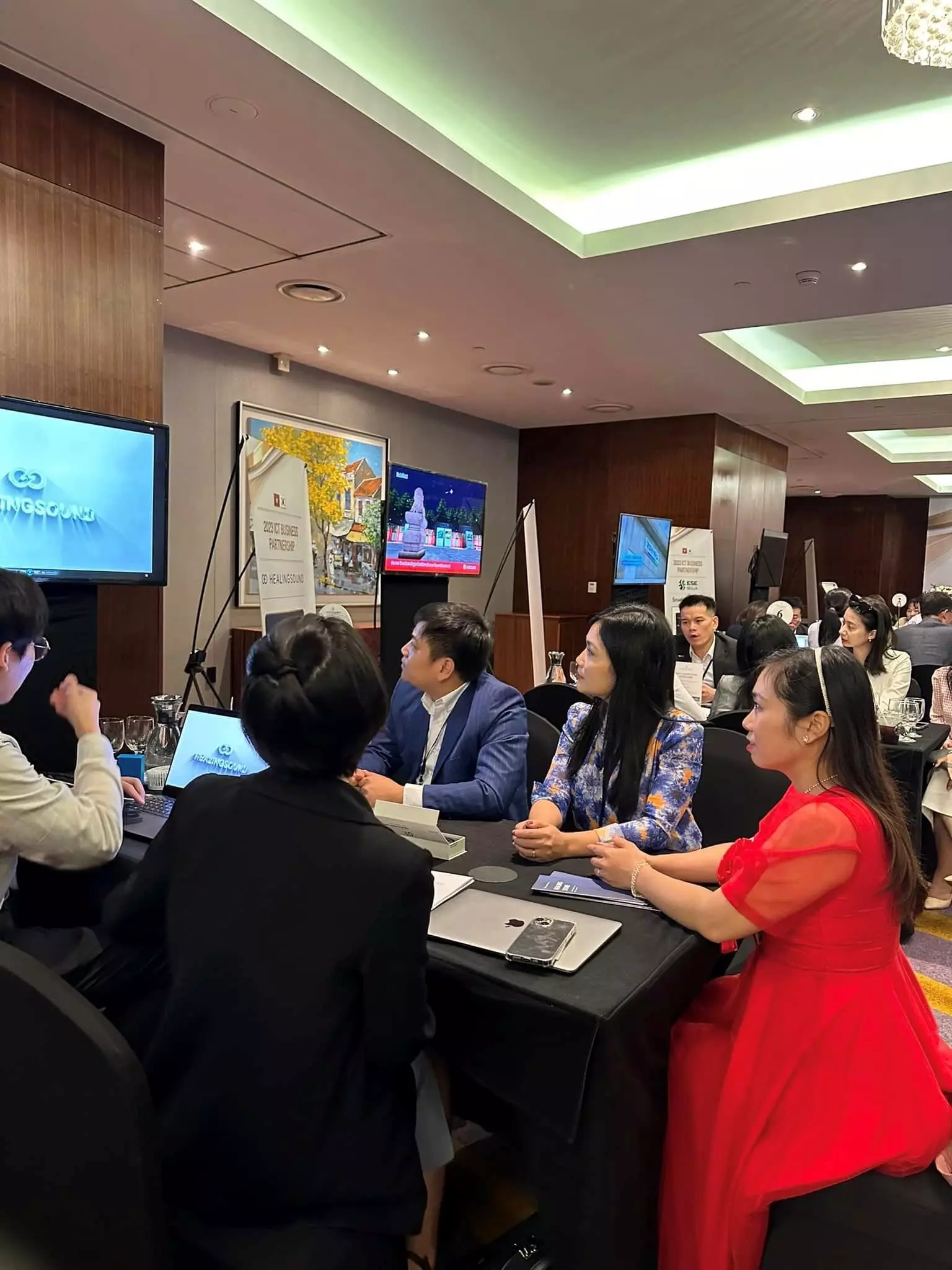 Dược phẩm nước ngoài2-4